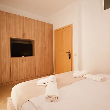 Sea Pearl * Sarandë